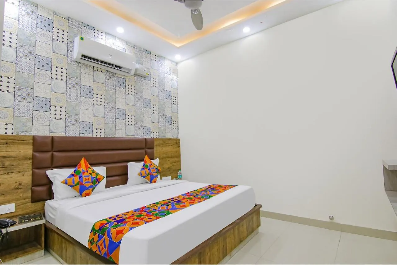 Fabexpress Rd Hotel Zirakpur