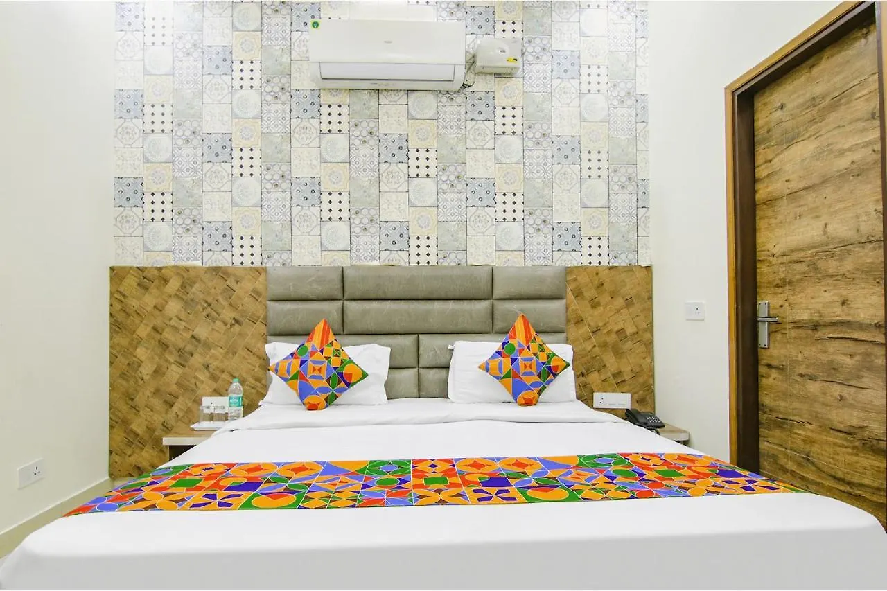 Fabexpress Rd Hotel Zirakpur