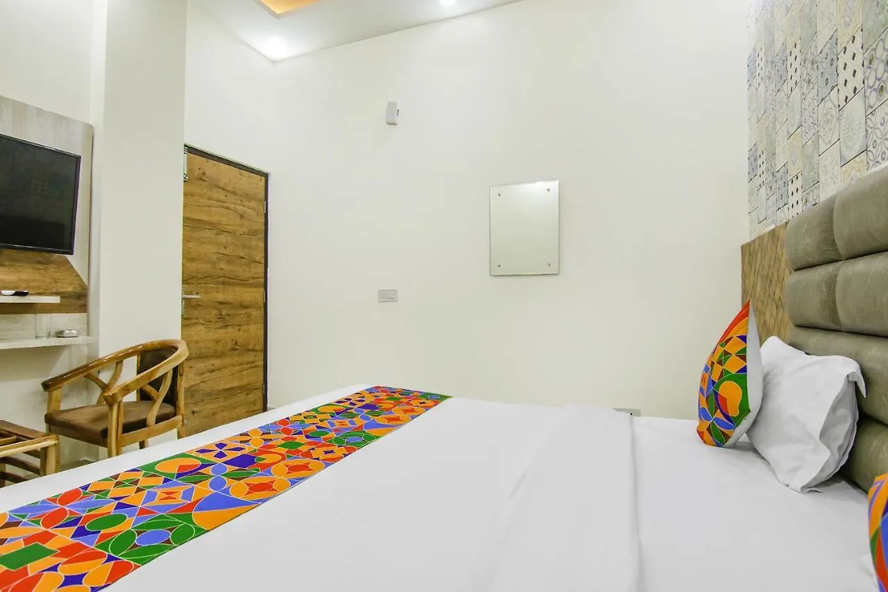Fabexpress Rd Hotel Zirakpur