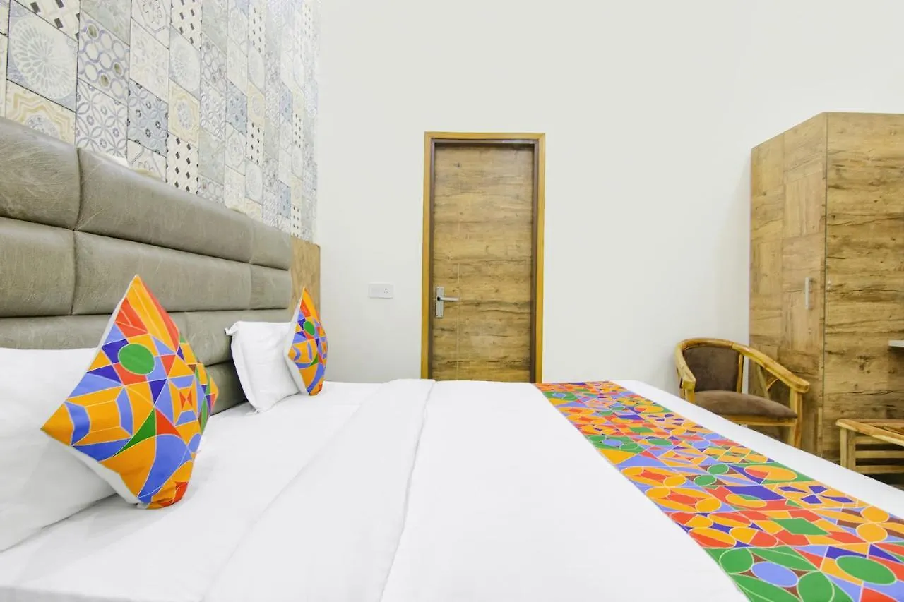 Fabexpress Rd Hotel Zirakpur