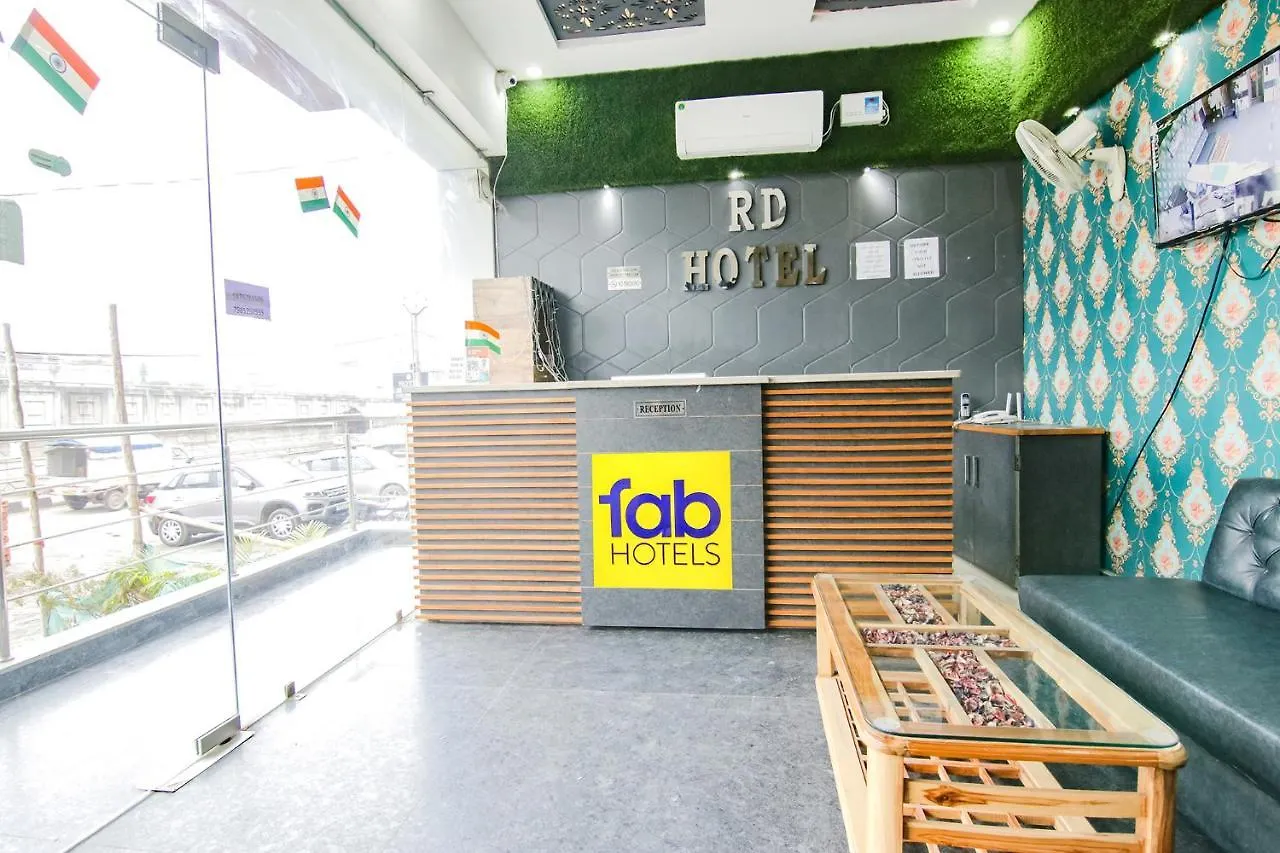 Fabexpress Rd Hotel Zirakpur