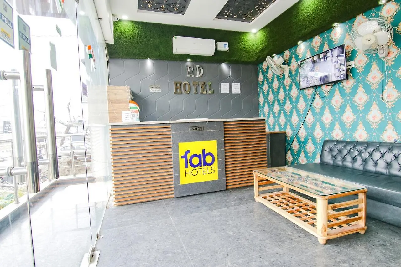 Fabexpress Rd Hotel Zirakpur