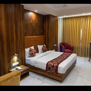 The Jewels Hotel