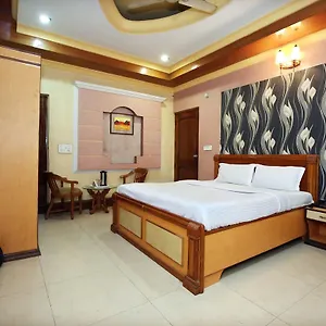 3* Hotel Capital O 10990 Gobind Regency
